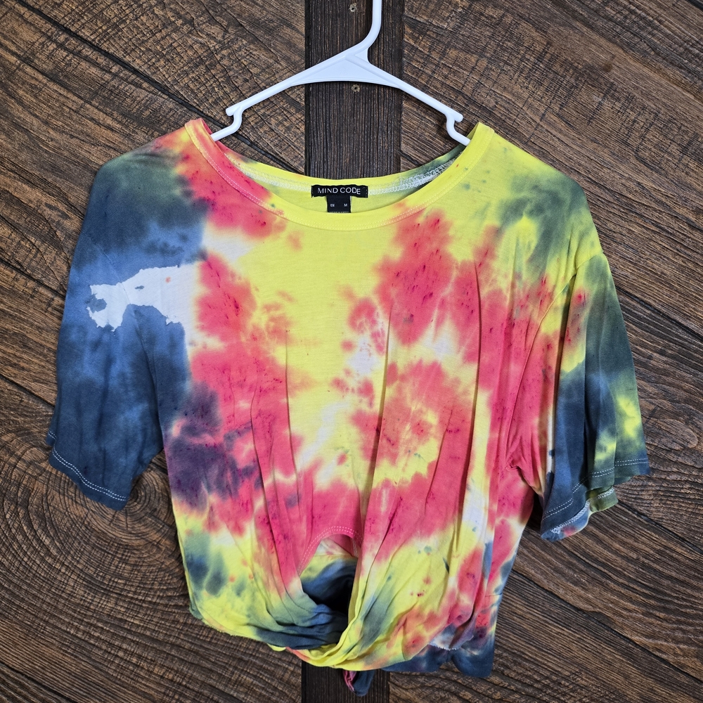 Mind Code Women's Tie AroundTie-Dye Crop Top - Multicolor